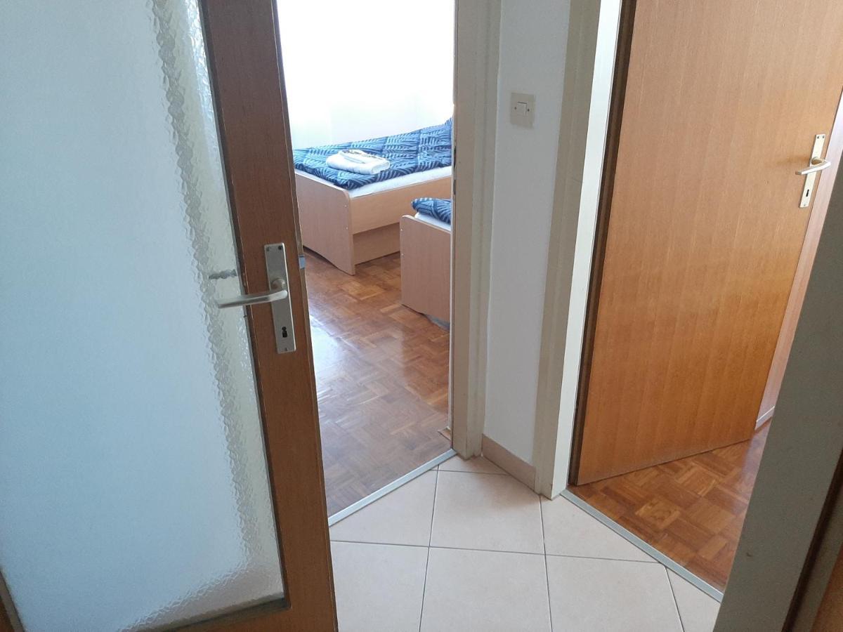 Апартаменты Apartman Lila Умаг Экстерьер фото